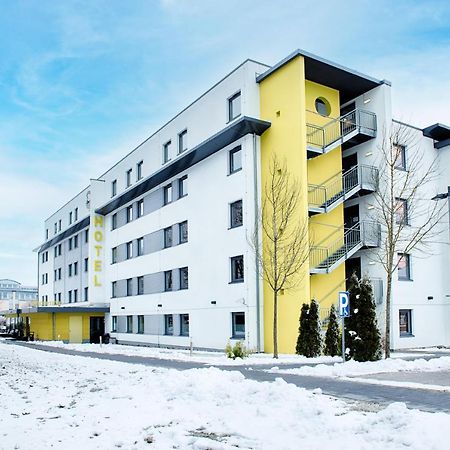B&B Hotel Muenchen-Airport Халльбергмос Экстерьер фото