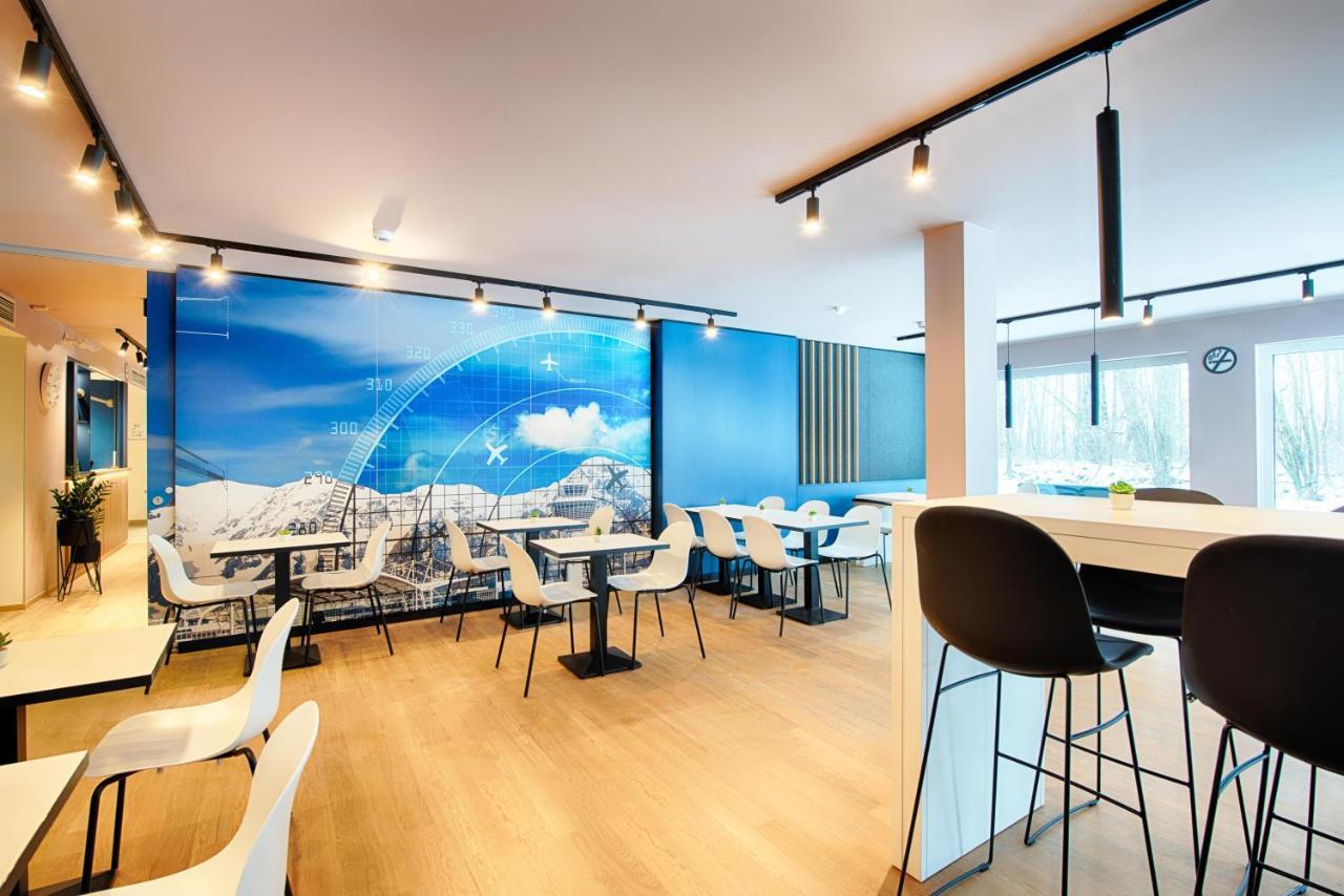 B&B Hotel Muenchen-Airport Халльбергмос Экстерьер фото